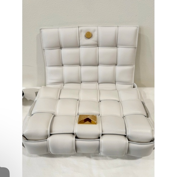 POP UP LIVES EST, PLEASE FOLLOW FOR MY LUX & YOURS ~ Share Show . 🤍POST NOW🤍 - Picture 3 of 9